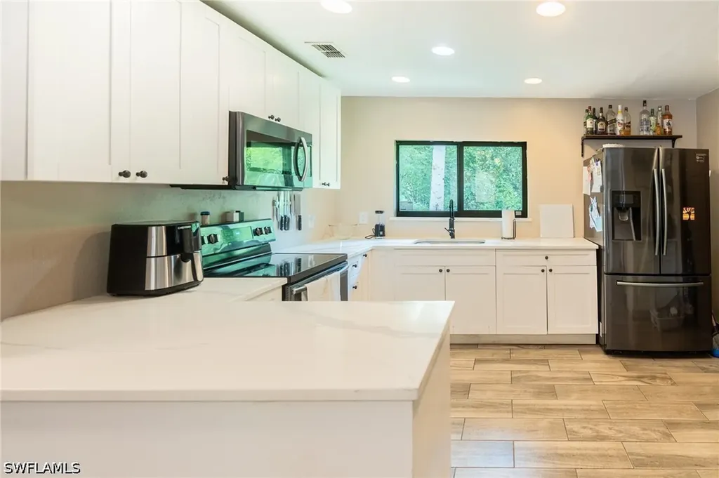 2931 18th Avenue NE Naples FL 34120
