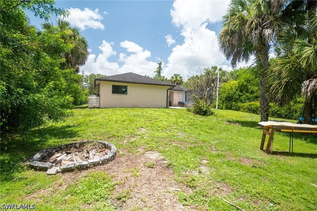 2931 18th Avenue NE Naples FL 34120