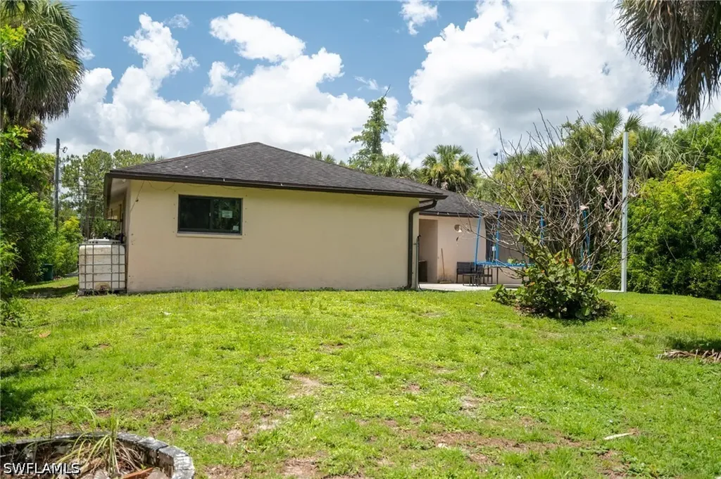 2931 18th Avenue NE Naples FL 34120
