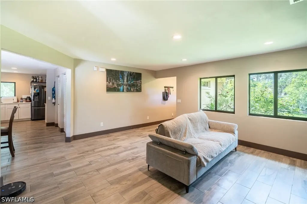 2931 18th Avenue NE Naples FL 34120