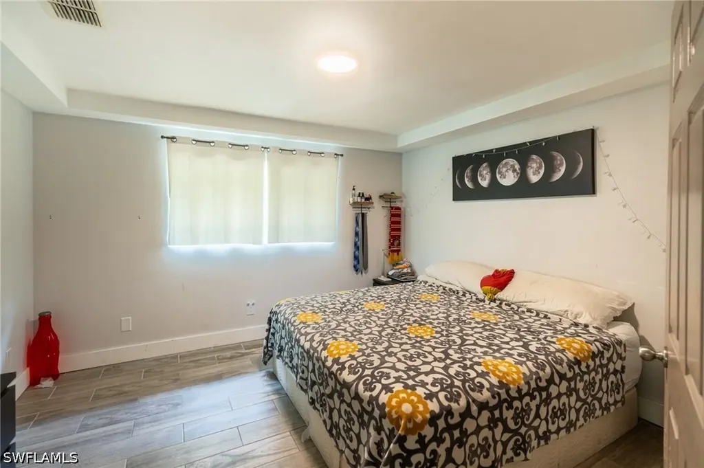 2931 18th Avenue NE Naples FL 34120