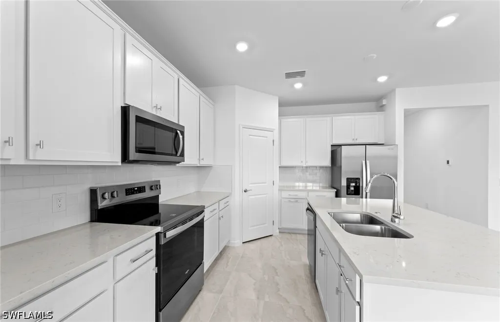 3849 Passion Vine Drive Alva FL 33920