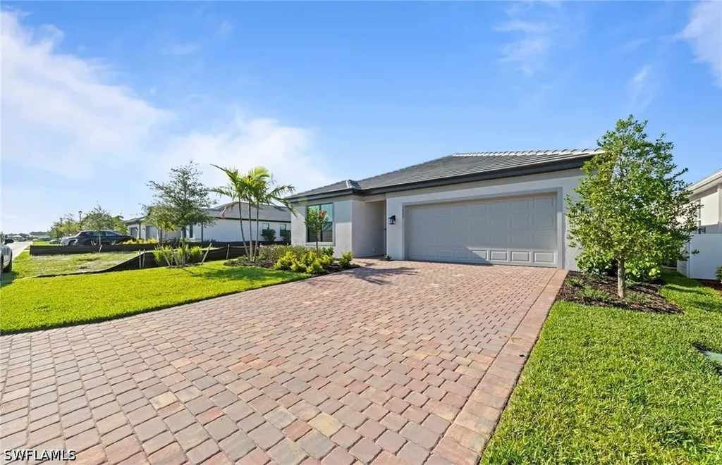 3849 Passion Vine Drive Alva FL 33920