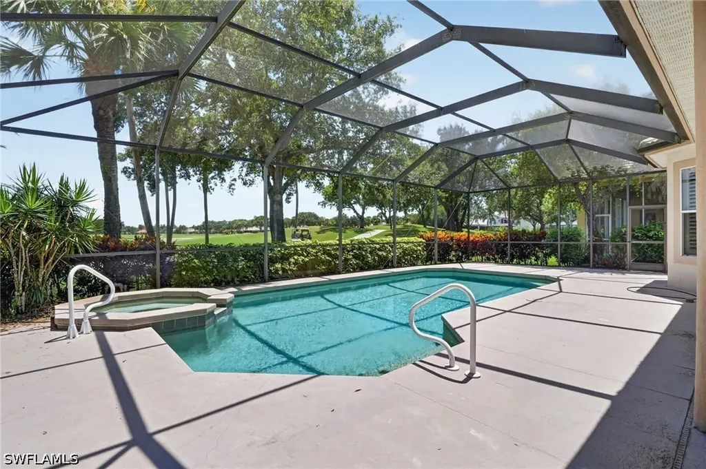Naples FL, 5278 Kensington High Street