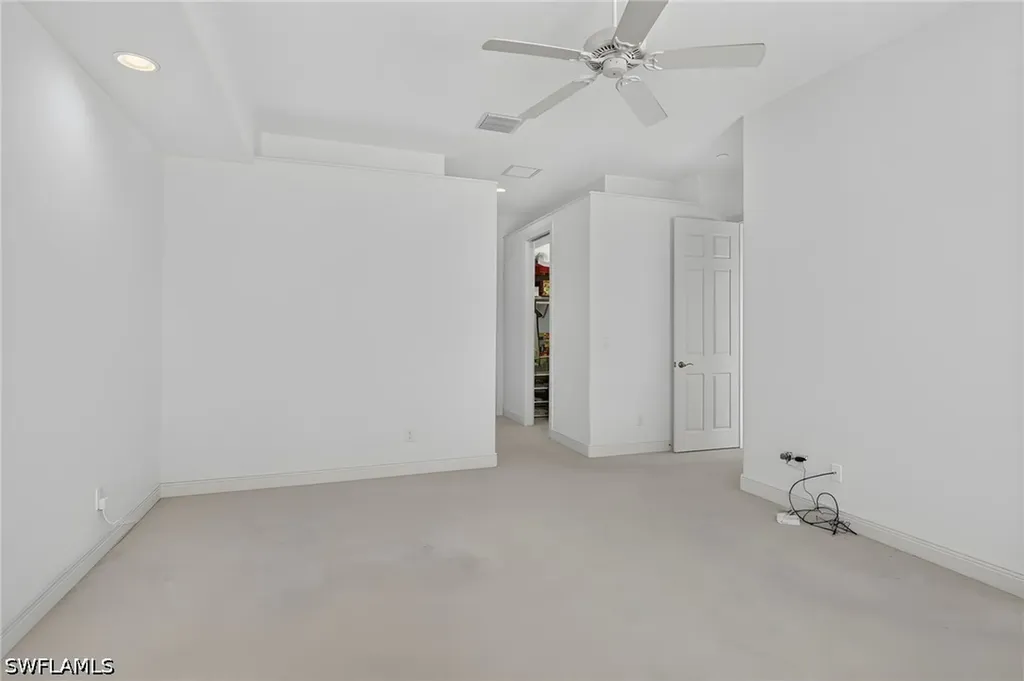 5278 Kensington High Street Naples FL 34105