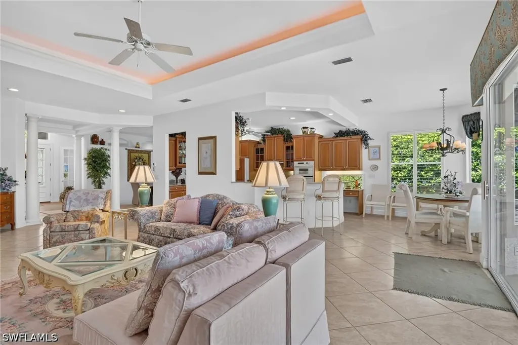 5278 Kensington High Street Naples FL 34105