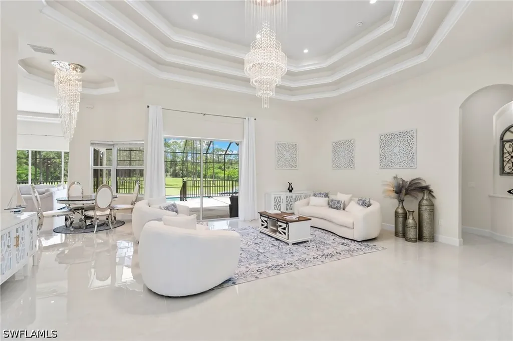 379 25th Street NW Naples FL 34120