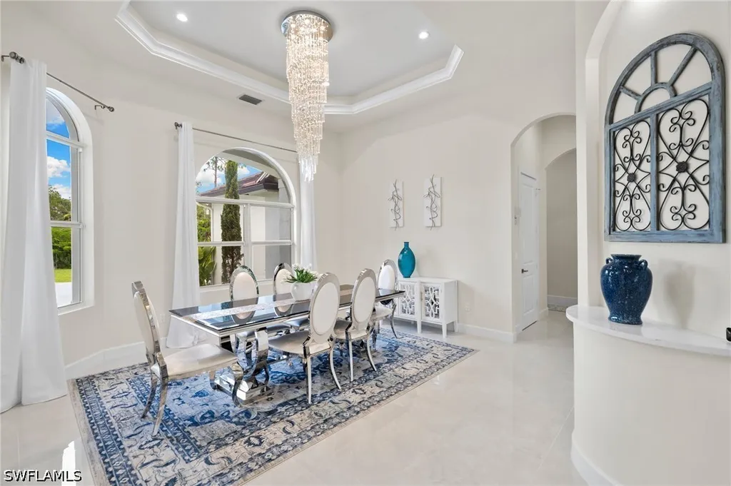 379 25th Street NW Naples FL 34120