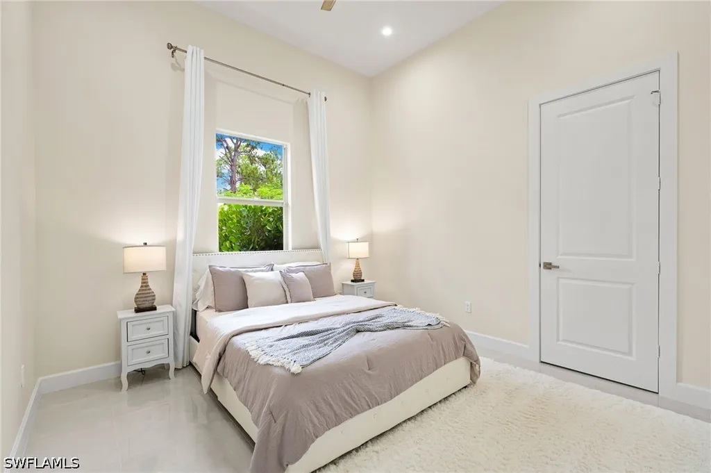 379 25th Street NW Naples FL 34120