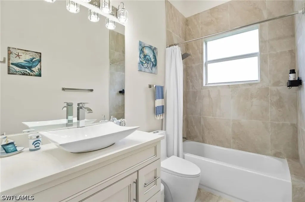379 25th Street NW Naples FL 34120