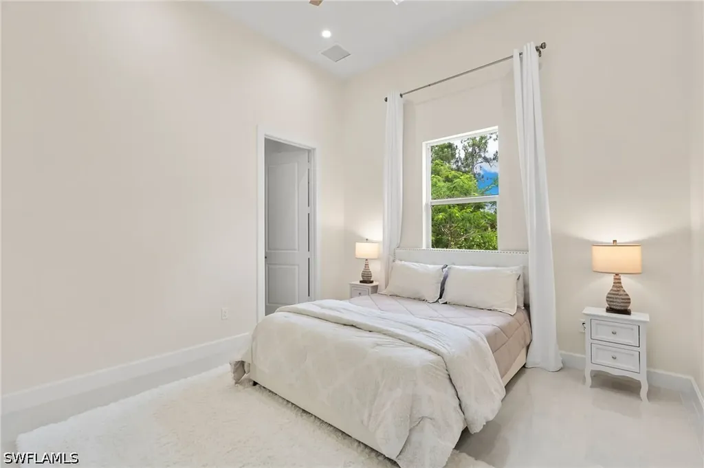 379 25th Street NW Naples FL 34120