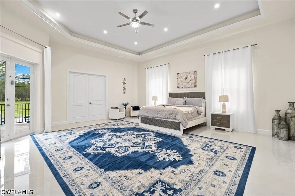 379 25th Street NW Naples FL 34120