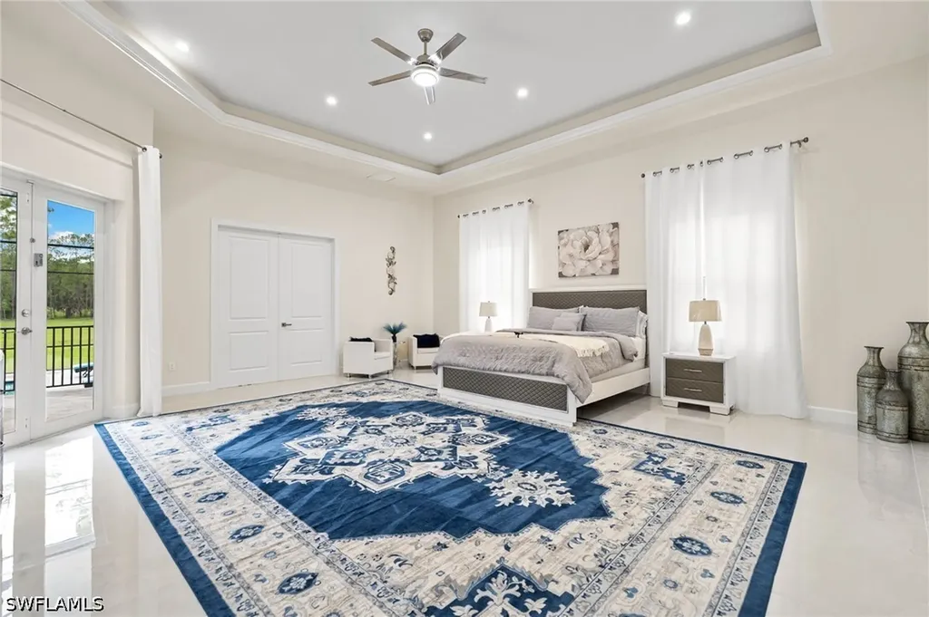379 25th Street NW Naples FL 34120