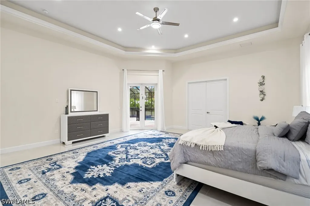 379 25th Street NW Naples FL 34120