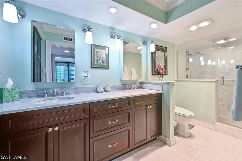 4551 Gulf Shore Boulevard N Naples FL 34103