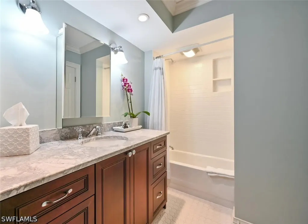 4551 Gulf Shore Boulevard N Naples FL 34103