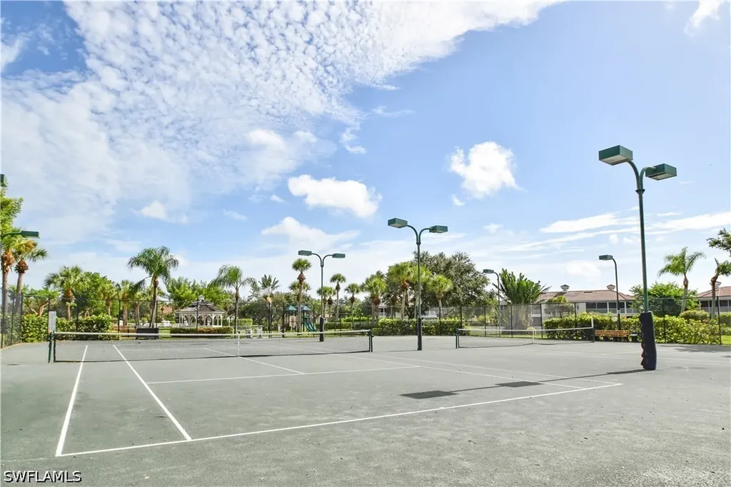 3327 Sandpiper Way Naples FL 34109