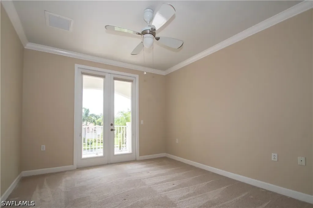 3327 Sandpiper Way Naples FL 34109