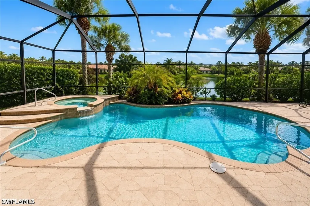 8263 Potomac Lane Naples FL 34104