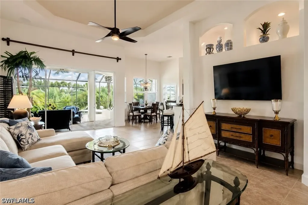 8263 Potomac Lane Naples FL 34104