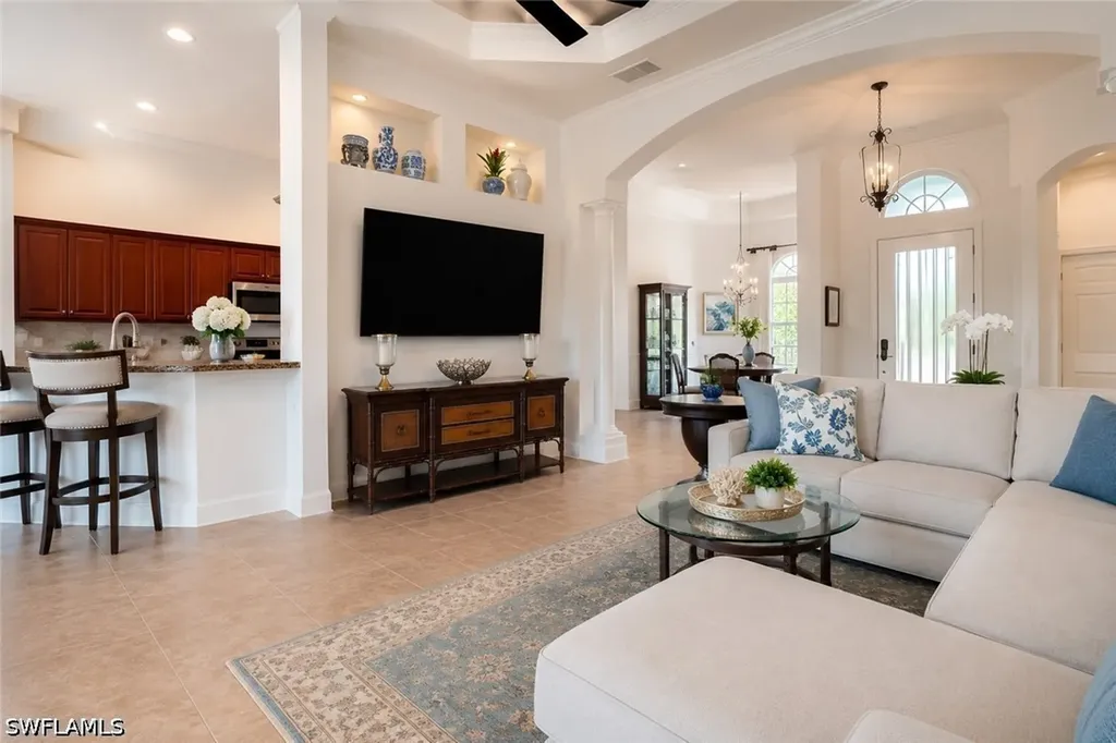 8263 Potomac Lane Naples FL 34104