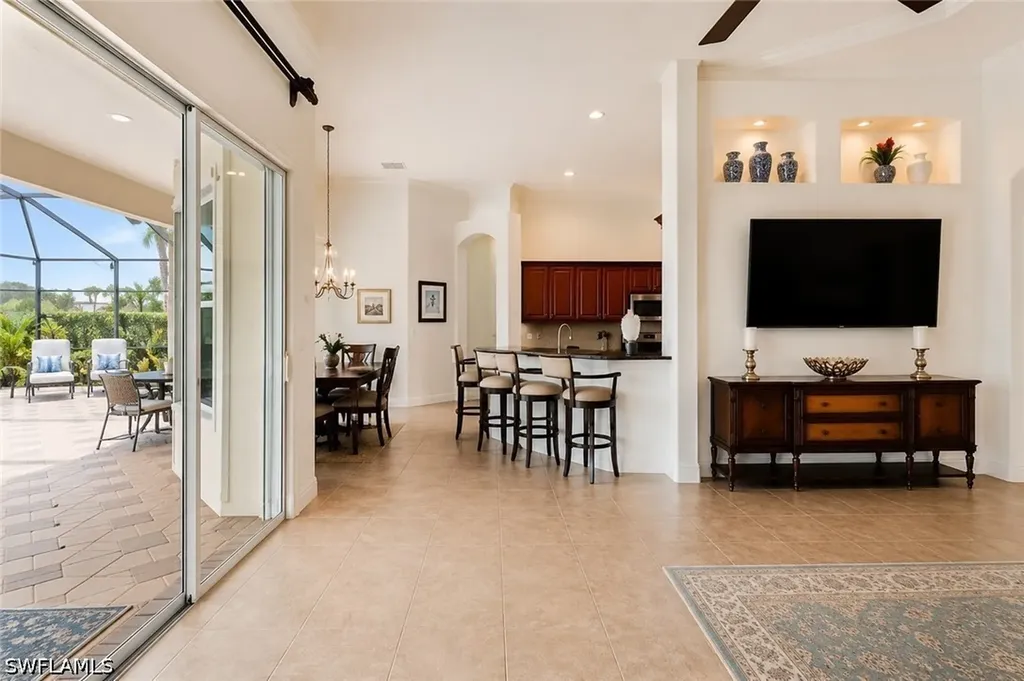 8263 Potomac Lane Naples FL 34104