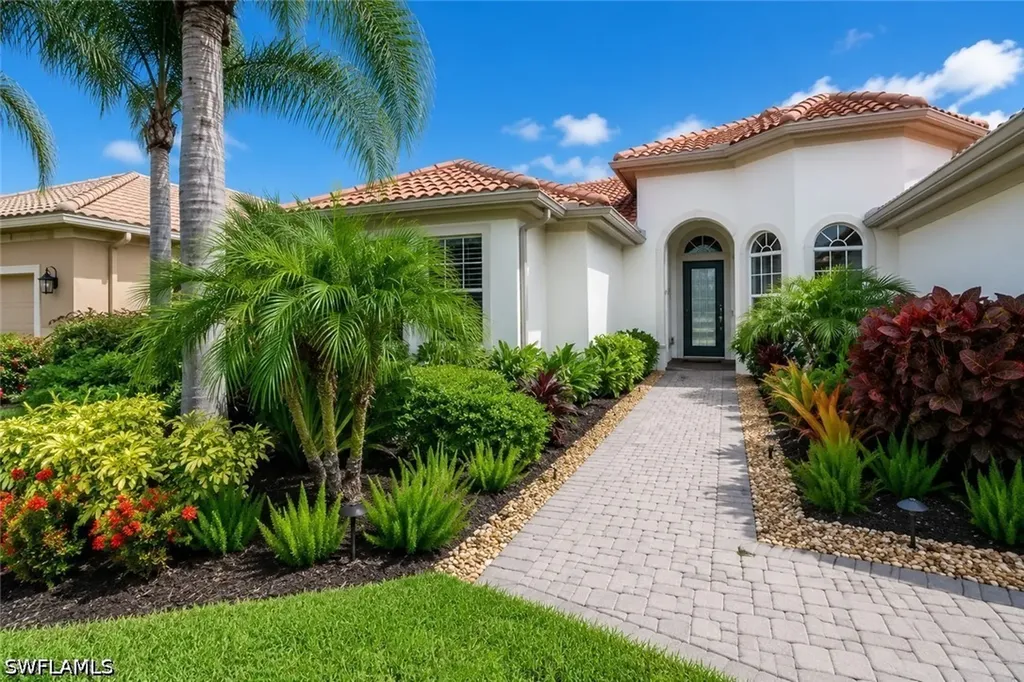 8263 Potomac Lane Naples FL 34104