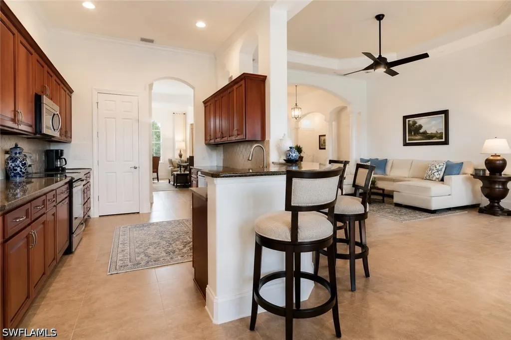 8263 Potomac Lane Naples FL 34104