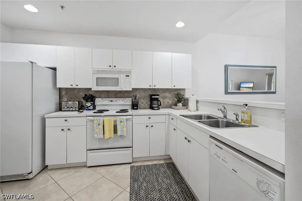 8335 Whisper Trace Way Naples FL 34114