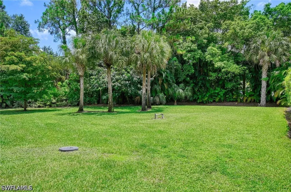 9250 The Lane Naples FL 34109