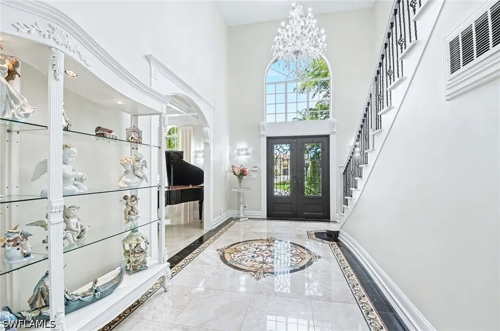 9250 The Lane Naples FL 34109