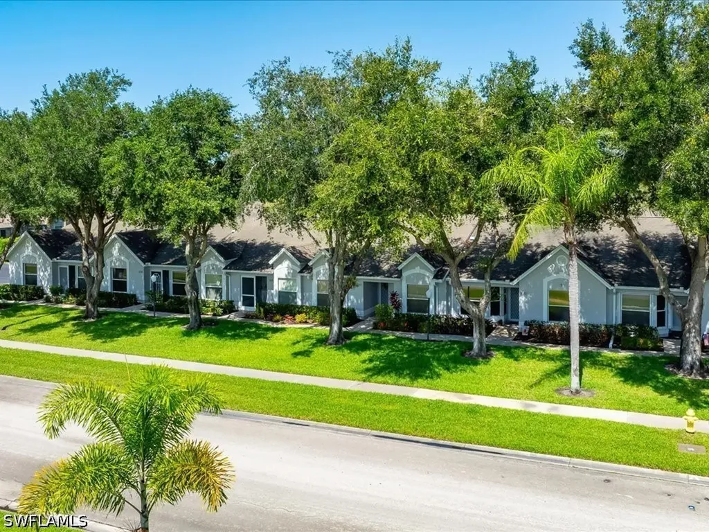 10188 Regent Circle Naples FL 34109