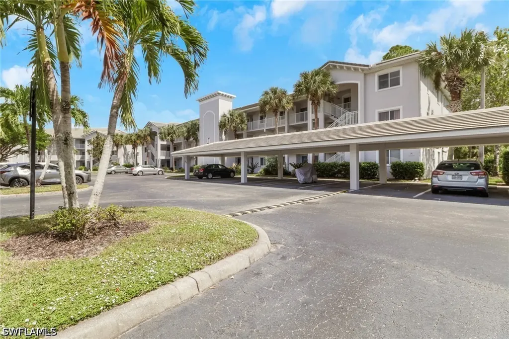 7823 Regal Heron Circle Naples FL 34104