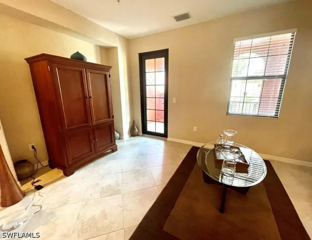 9050 Capistrano Street N Naples FL 34113