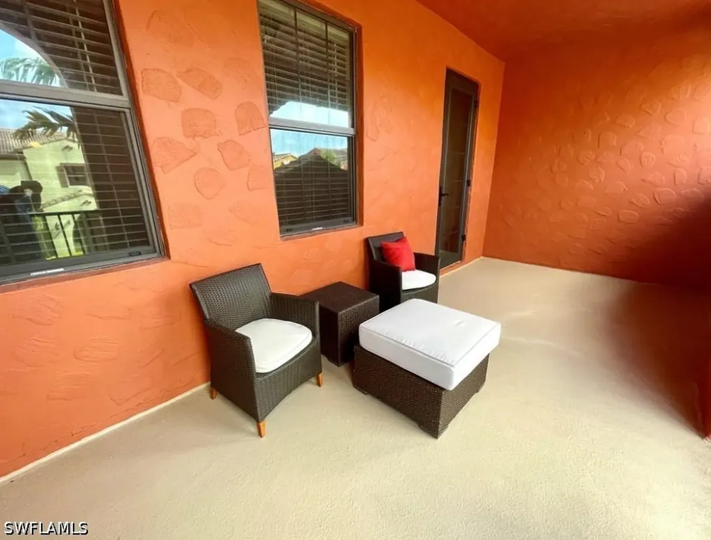 9050 Capistrano Street N Naples FL 34113