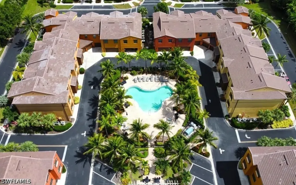9050 Capistrano Street N Naples FL 34113