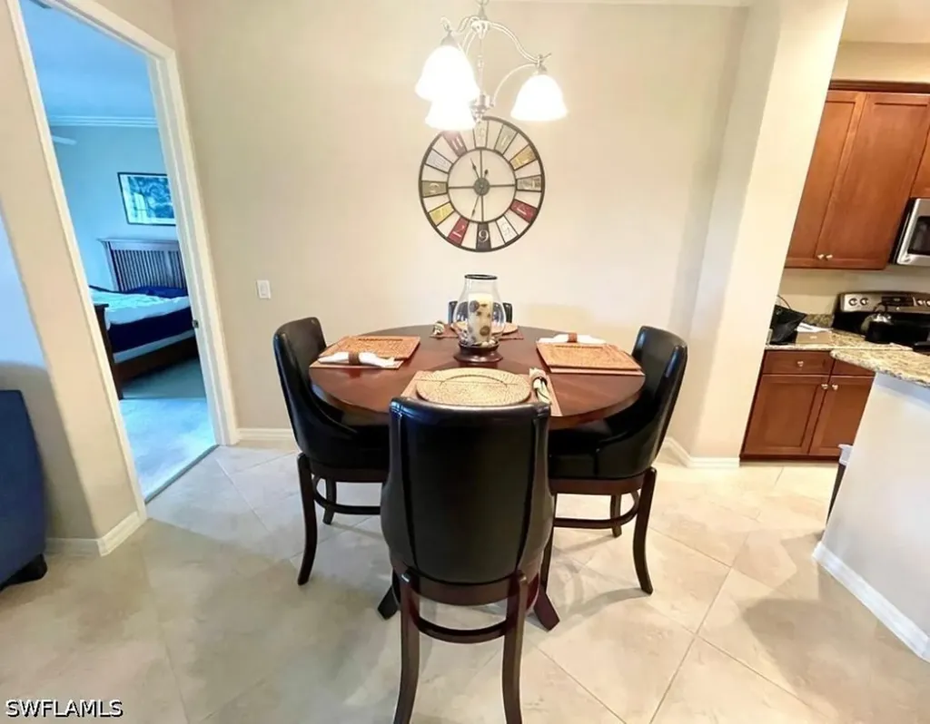 9050 Capistrano Street N Naples FL 34113