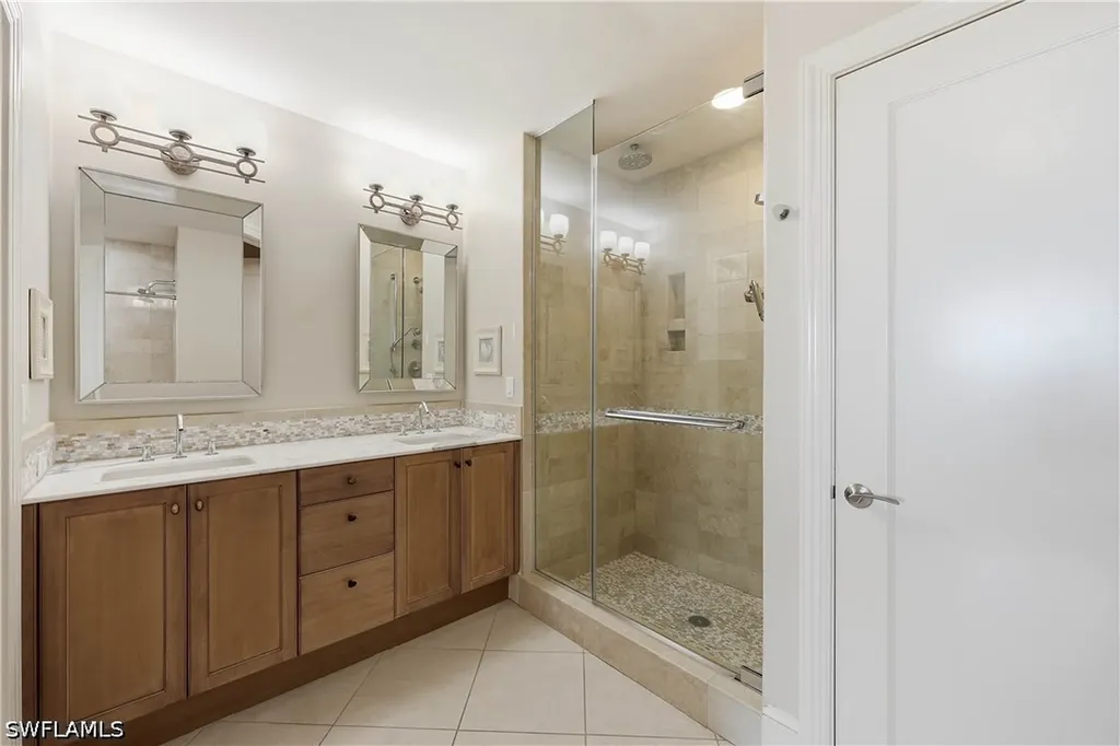 9123 Strada Place Naples FL 34108