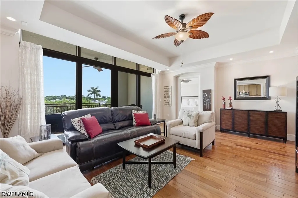 9123 Strada Place Naples FL 34108