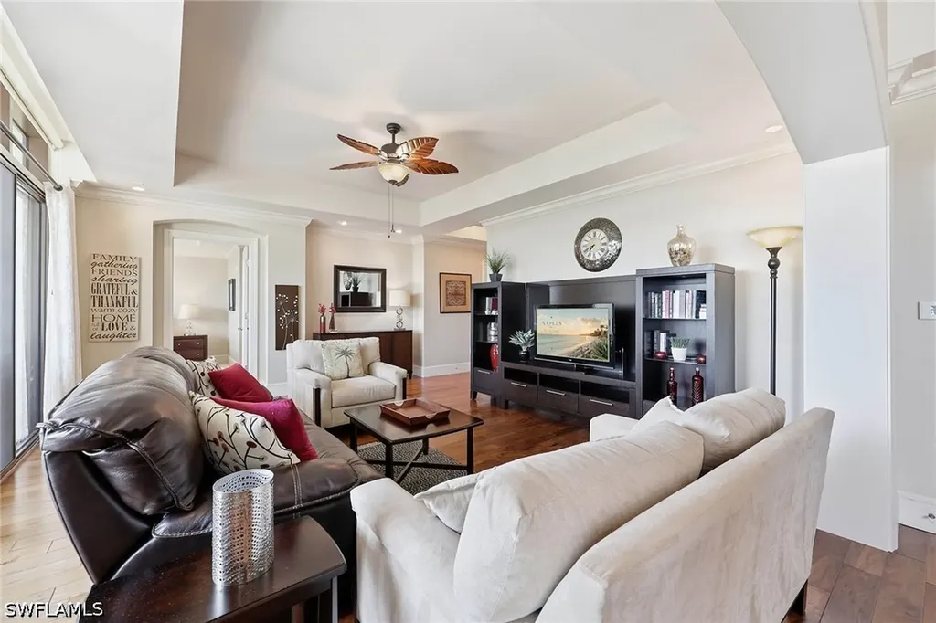 9123 Strada Place Naples FL 34108