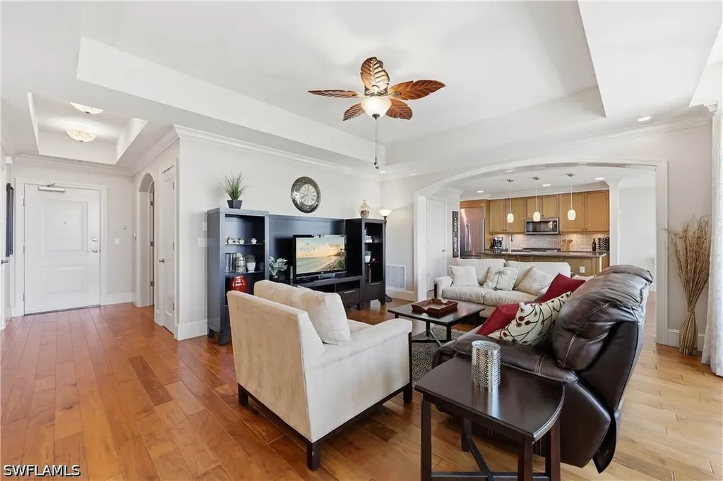 9123 Strada Place Naples FL 34108