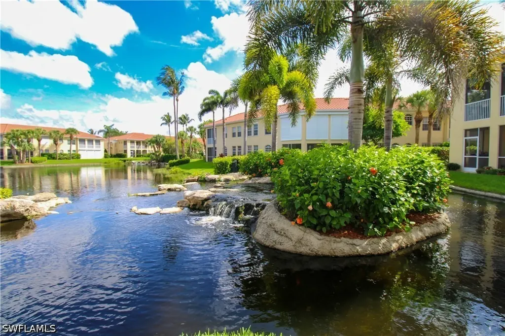 200 L'ambiance Circle Naples FL 34108