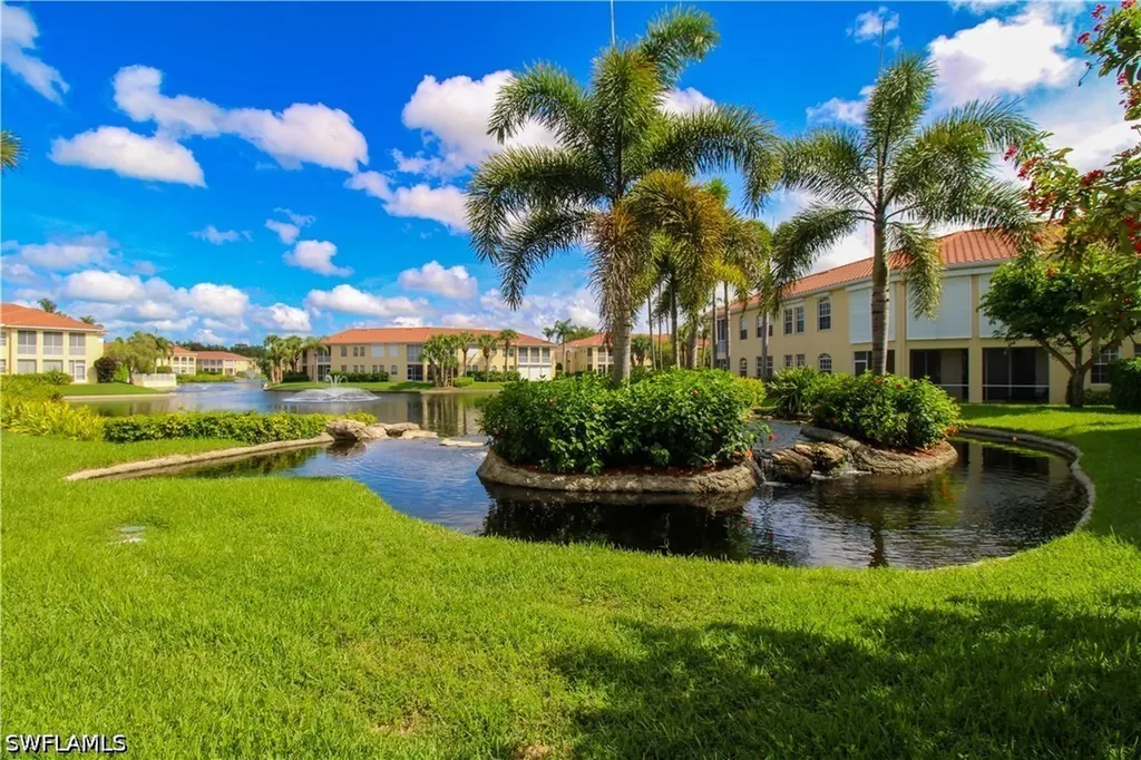 200 L'ambiance Circle Naples FL 34108