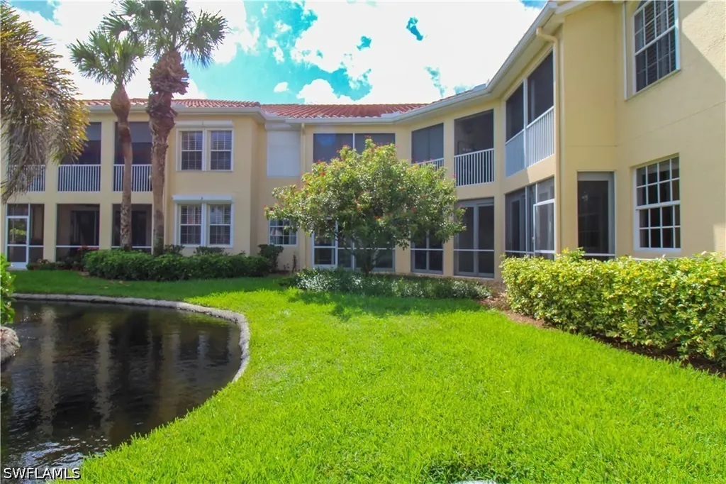 200 L'ambiance Circle Naples FL 34108