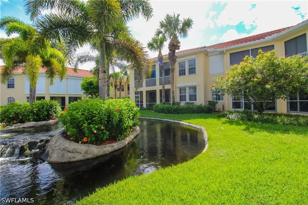 200 L'ambiance Circle Naples FL 34108