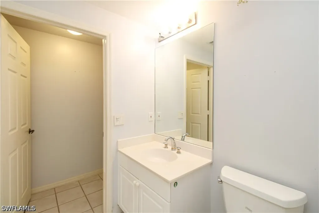 200 L'ambiance Circle Naples FL 34108