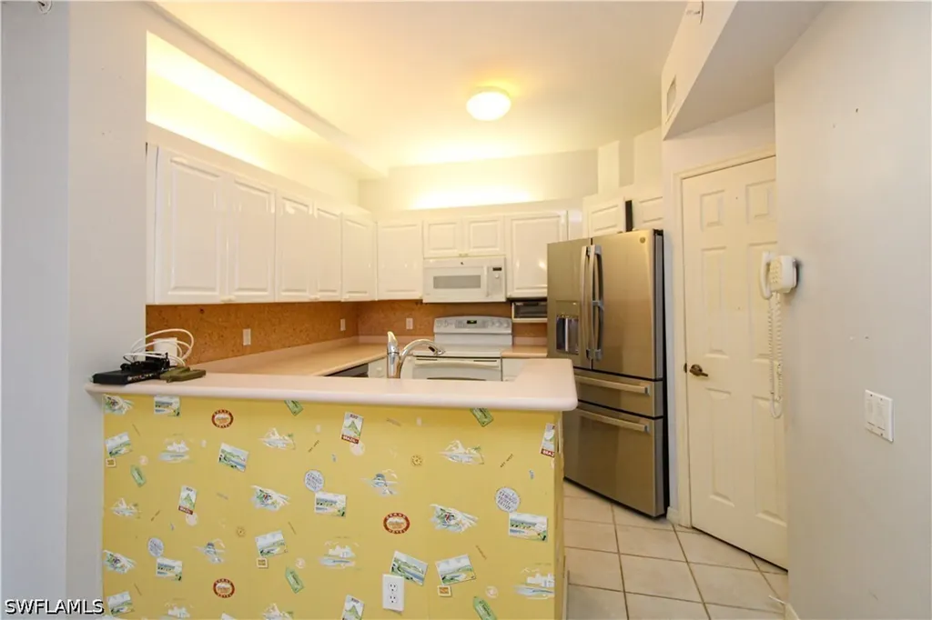 200 L'ambiance Circle Naples FL 34108