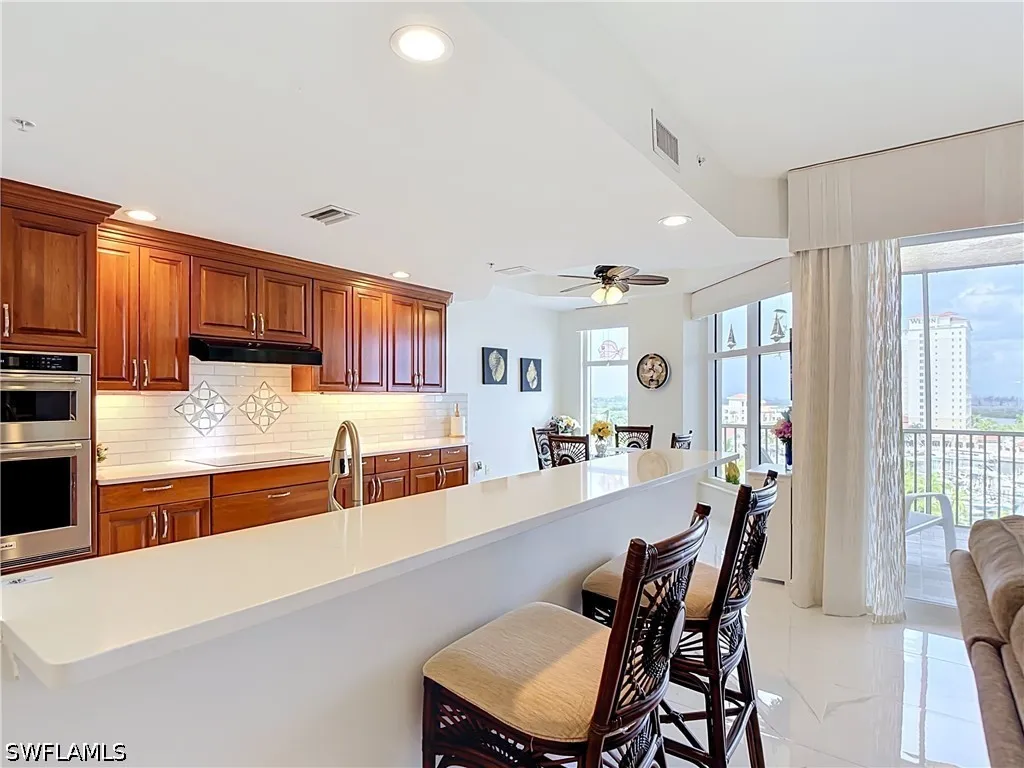 6081 Silver King Boulevard Cape Coral FL 33914