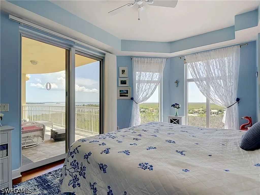 6081 Silver King Boulevard Cape Coral FL 33914