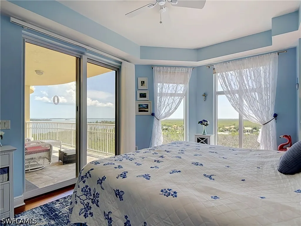 6081 Silver King Boulevard Cape Coral FL 33914